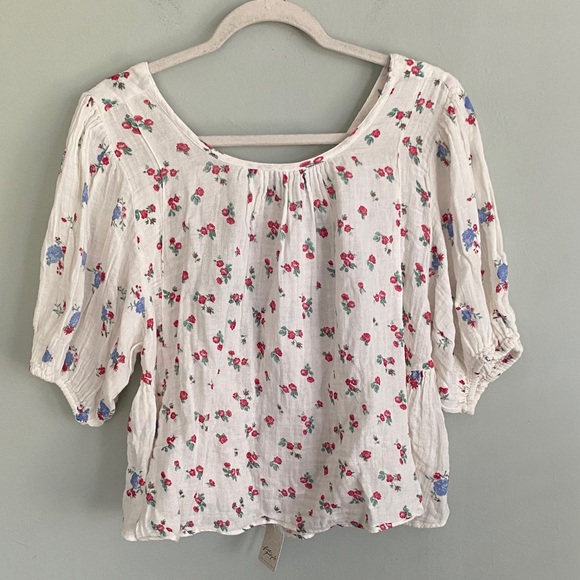 Free People Tops - Free People Women’s Floral White Short Sleeve Blouse Top Shirt Size Large NWT